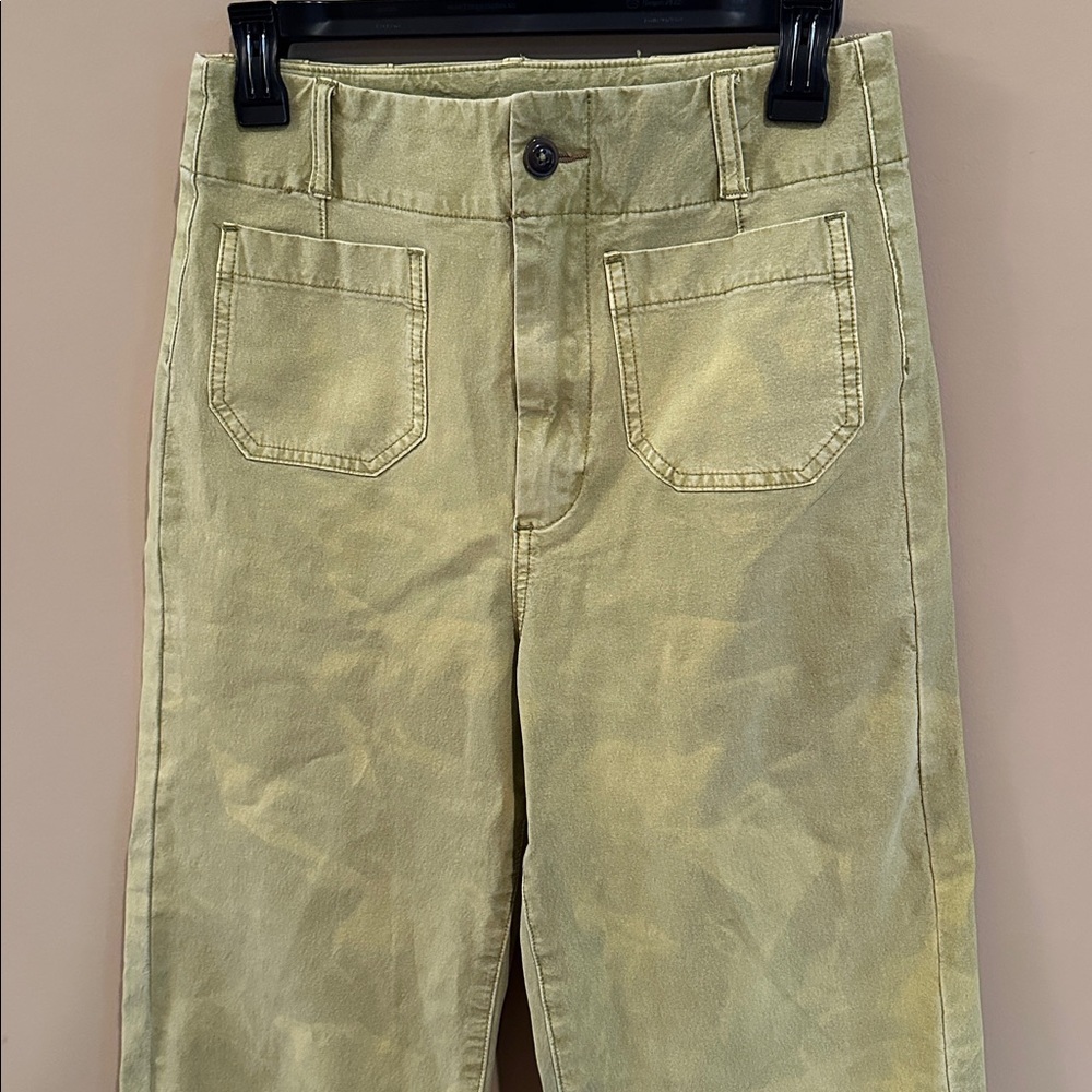 Anthropologie by PILCRO The Skipper high rise cropped pants in Moss - Picture 4 of 9